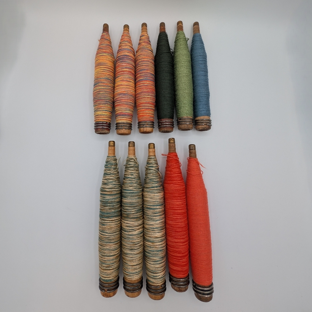 11 Vintage Thread Spools